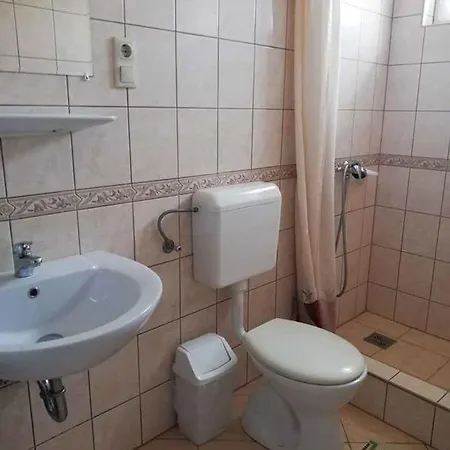 In - Balaton 45320 Apartment