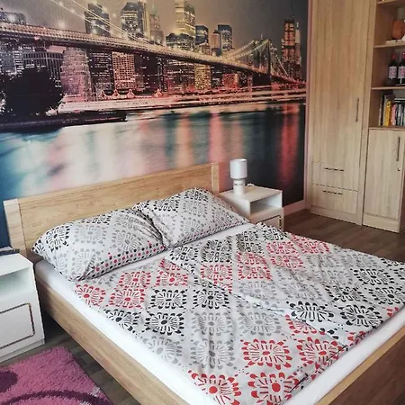 In - Balaton 45320 Apartman *