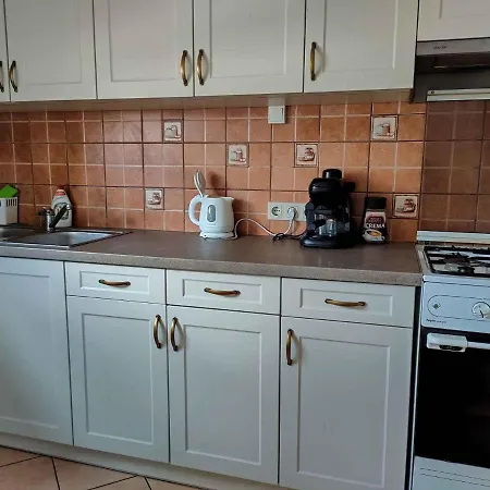 In - Balaton 45320 Apartman