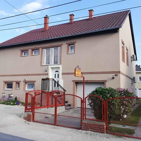 In - Balaton 45320 Keszthely